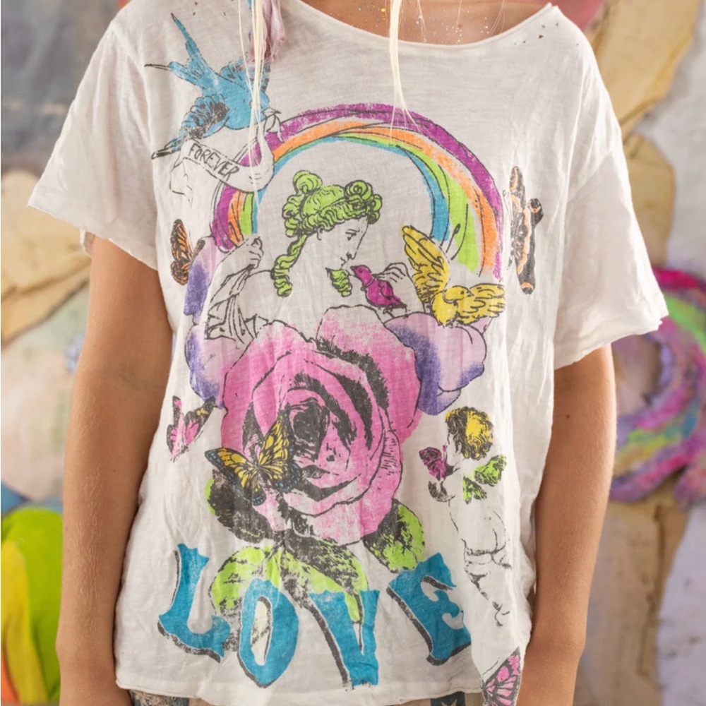Magnolia Pearl Graphic Tee